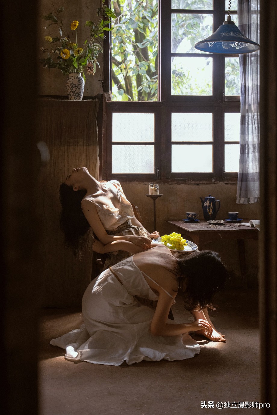 双人闺蜜写真_100种姿势摆拍双人_温馨氛围感人像摄影